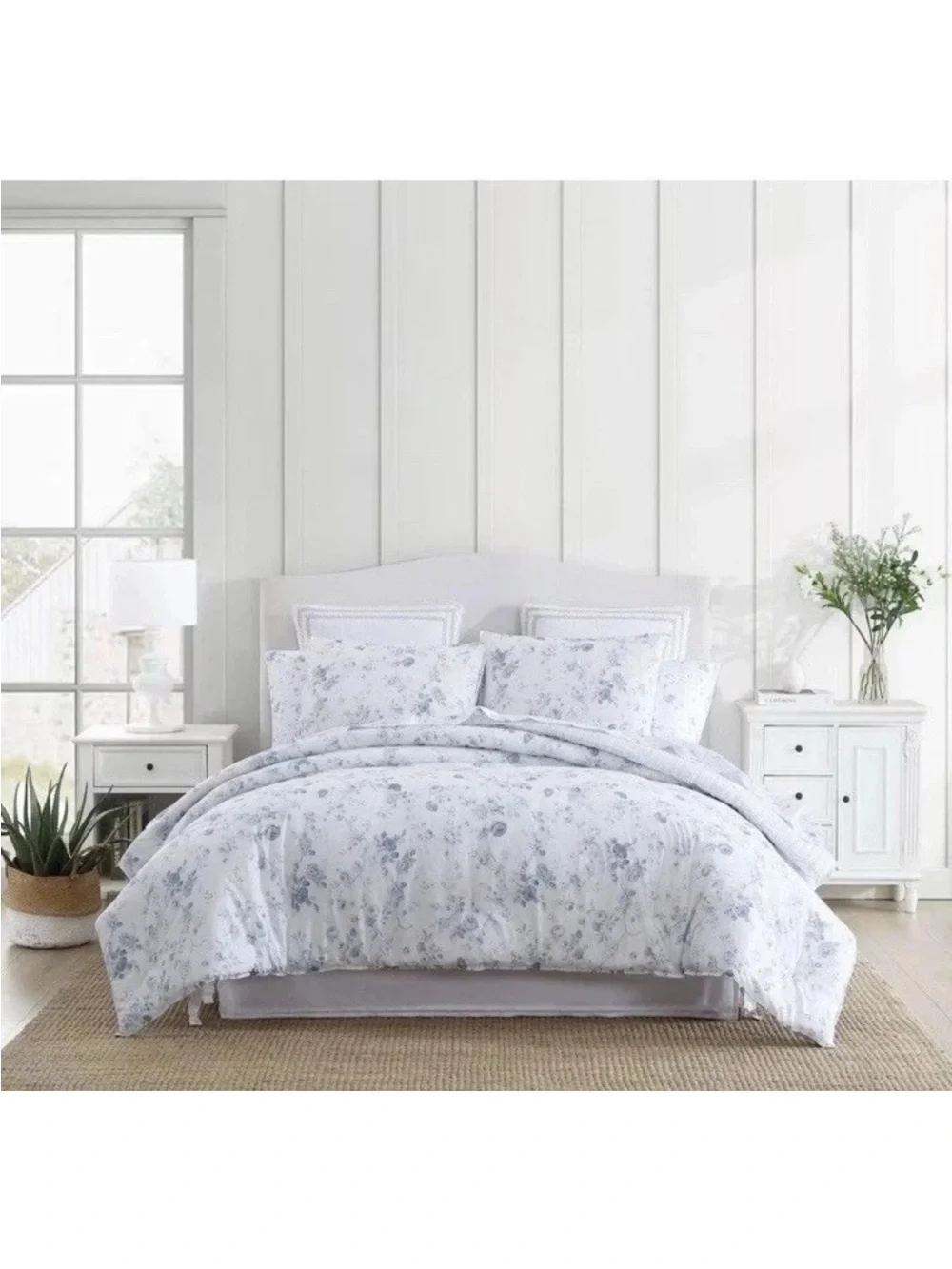 Laura Ashley Belinda Twin XL Blue Floral Reversible Cotton Comforter Set 2pc